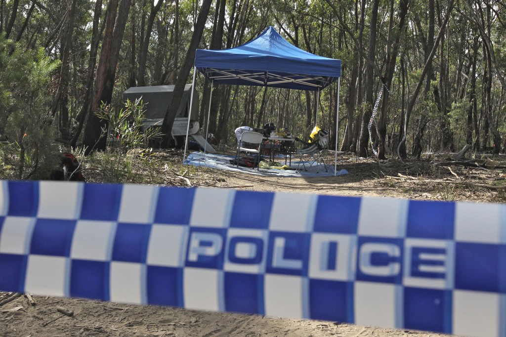 Photo: AAP/Peter Rae