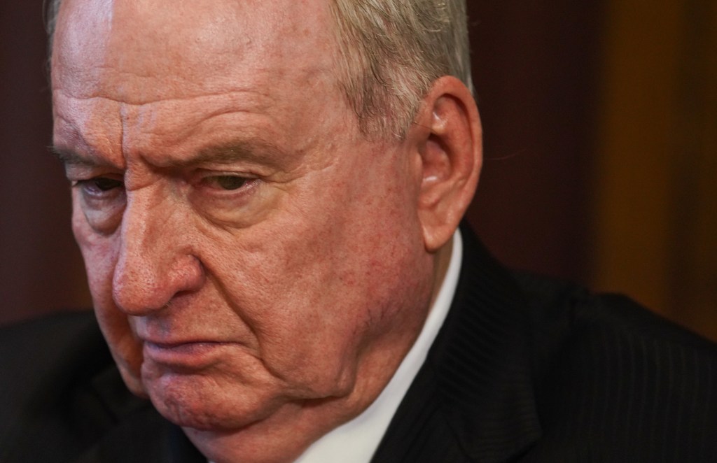 Thumbnail for Alan Jones retires from radio