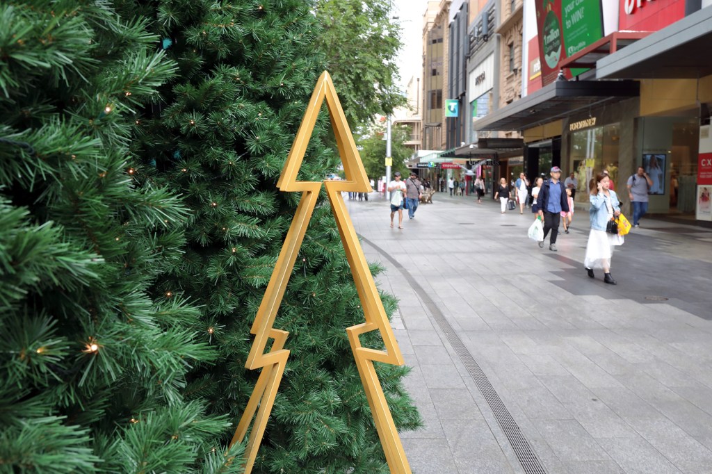 Thumbnail for Retailers hope for Christmas trading boost amid low growth