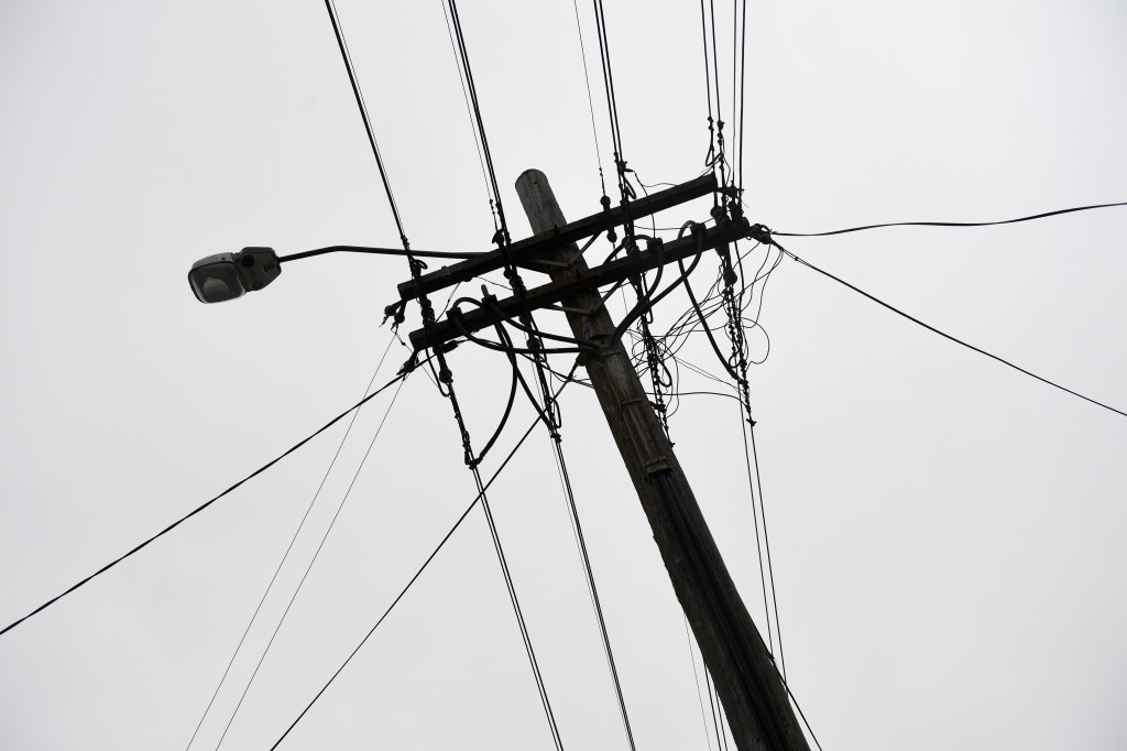 Thumbnail for Regulator says enough electricity for weekend