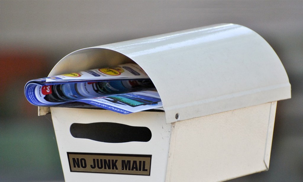 Thumbnail for Parcel priority as letter delivery cut