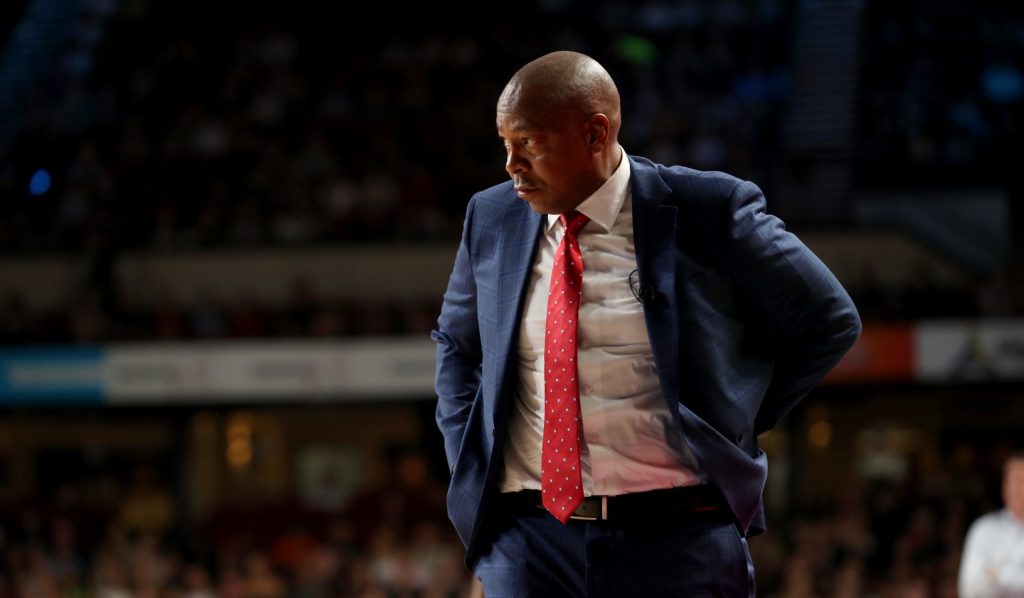 Thumbnail for 36ers ex-coach apologises for suggesting players should “hang themselves”