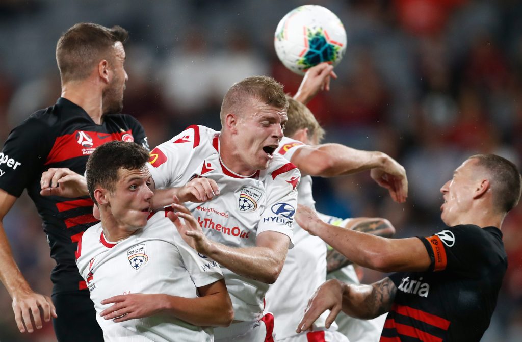 Photo: AAP/Brendon Thorne