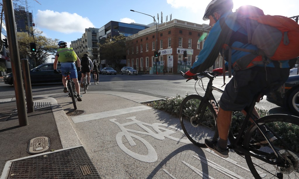 Thumbnail for After years of delay, city council rushes to confirm east-west bikeway