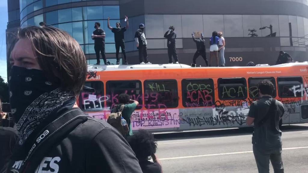 Thumbnail for Adelaide actor caught up in US street violence