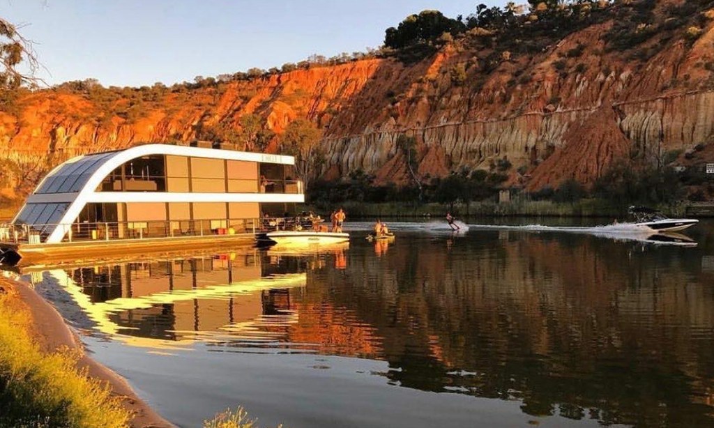 Thumbnail for SA leads the nation in tourism recovery