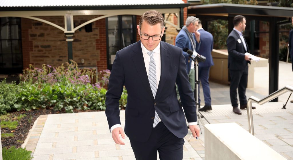Thumbnail for COUNTRY CLAIMS CRISIS: ICAC to investigate all entitlements dating back 10 years