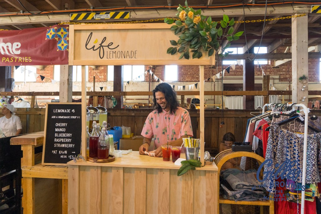 Thumbnail for Gilles at the Grounds and a barbecue feast at Prancing Pony Brewery