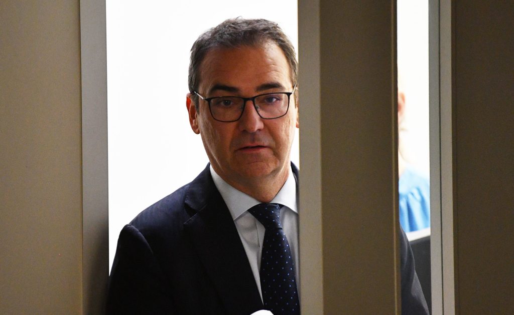 Thumbnail for Marshall: Parliamentary privilege “not a blanket shield” to delay criminal probe