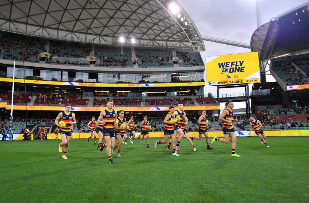 Photo: AAP/David Mariuz