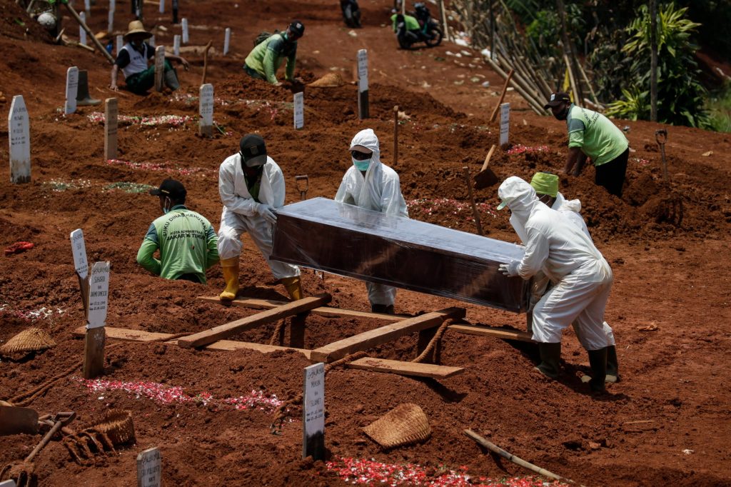 Thumbnail for Virus death toll passes one million