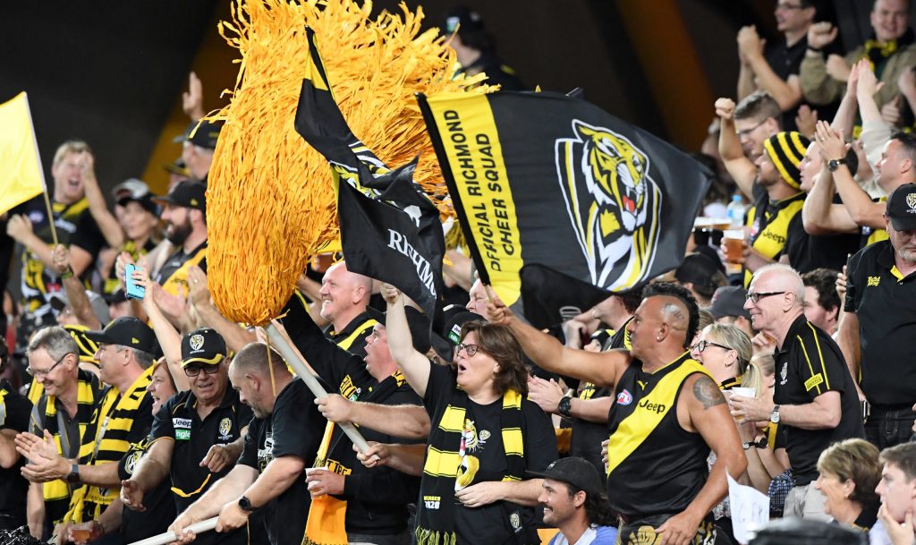 Crows supporters preparing for Friday night. Photo: Dave Hunt / AAP