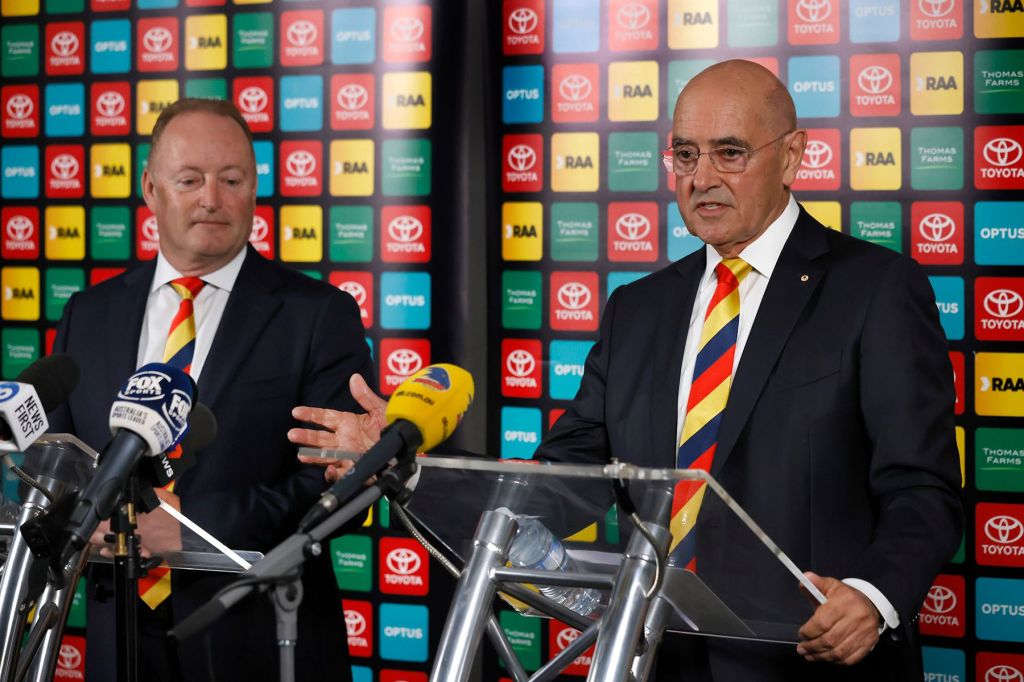 Thumbnail for Crows put city move back on agenda as Olsen moves in