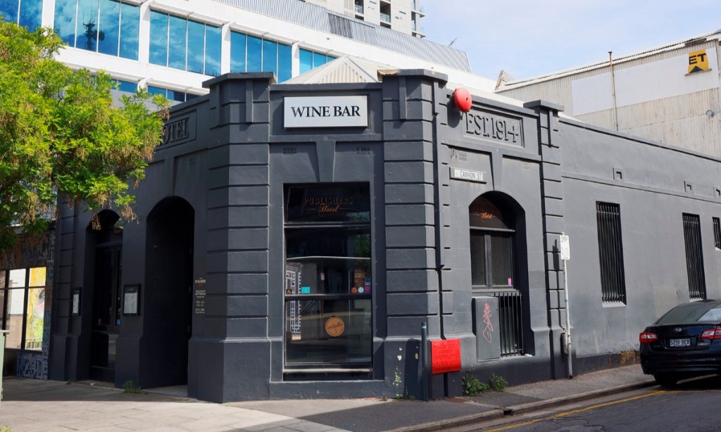 Publishers Hotel. Photo: Tony Lewis