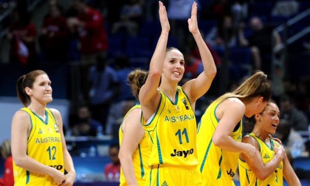 South Australian legend Laura Hodges has signed the first WNBL collective bargaining agreement.