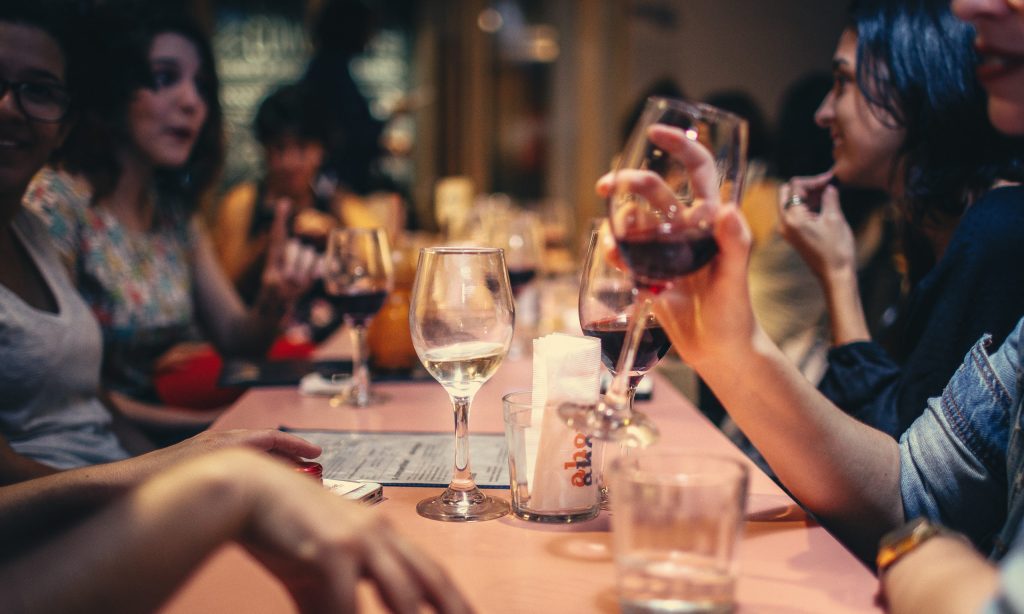 The SA Government says it will introduce QR code and scanning technology in all licensed venues. 