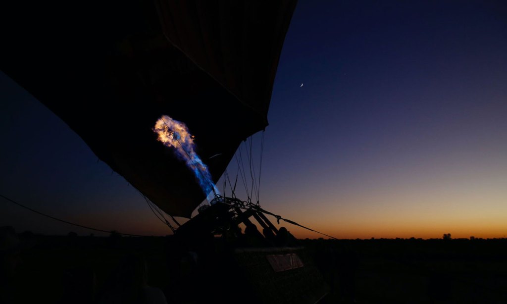 A man fell from a hot air balloon into a Melbourne street early Monday morning. FIle photo: Ben Kelly