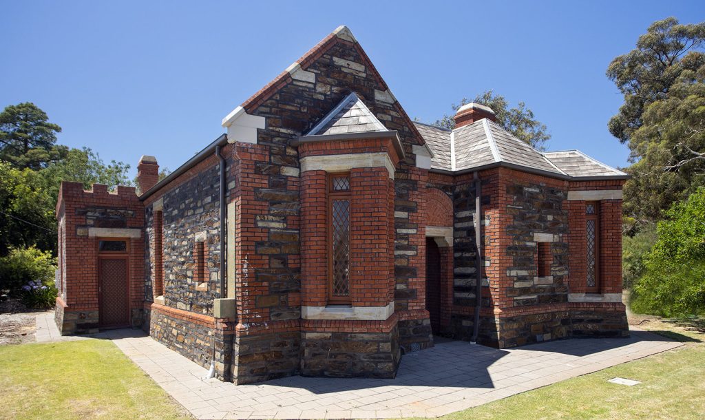 Thumbnail for Historic Urrbrae gatehouse to be bulldozed – but study finds ‘relocating it is feasible’