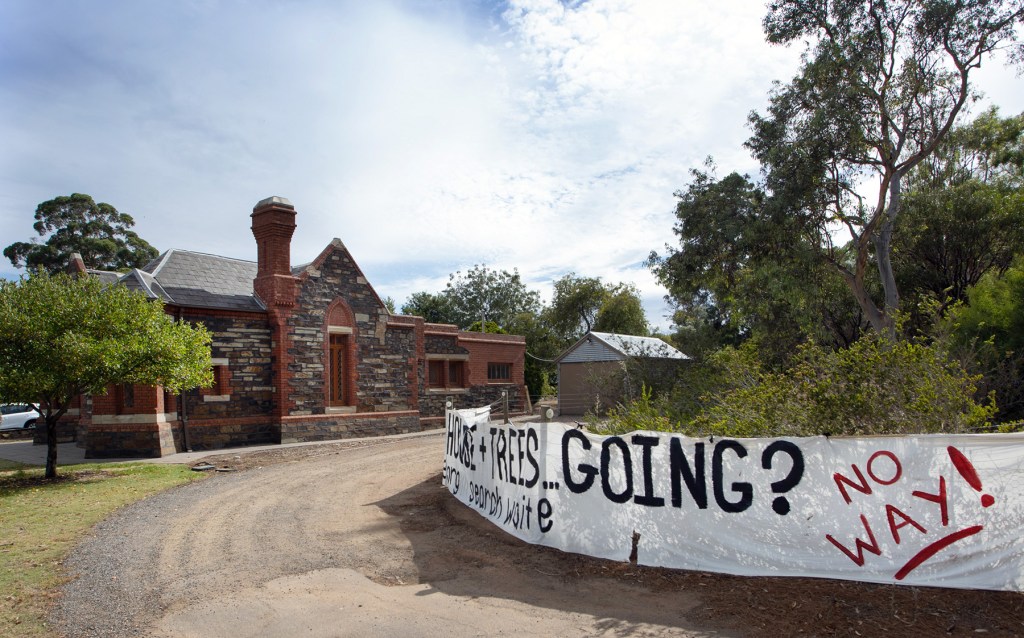 Thumbnail for Your views: On the Urrbrae gatehouse latest moves, Novak Djokovic and Ammonite