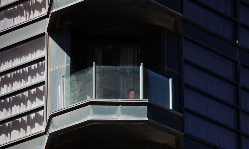 Isolating during the COVID-19 pandemic has taken a toll on people's mental health. Photo: Tony Lewis/InDaily 