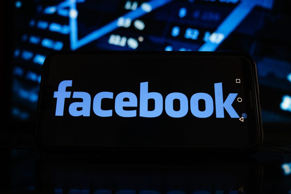 Thumbnail for ‘Disgraceful, bully-boy’: Facebook news ban hits SA Health, essential services