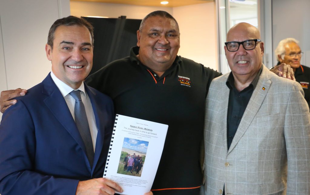 Steven Marshall with Mark Koolmatrie and Professor Peter Bucksin, who are at odds over a parliamentary inquiry into Aboriginal governance. Photo: Supplied: Ninti Media