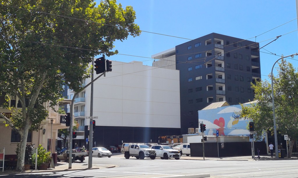 Thumbnail for Hotel and office tower planned for vacant King William St site