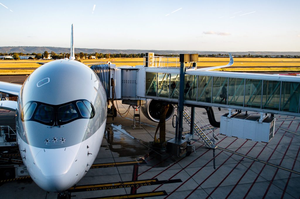 Thumbnail for International flights bound for Adelaide as COVID case pause ends
