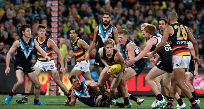 Thumbnail for Adelaide Oval back to full capacity as case spike puts SA Health ‘on edge’