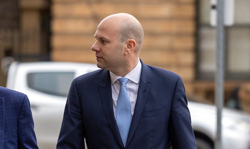 Thumbnail for Faction moves in on Waite as Duluk verdict delayed