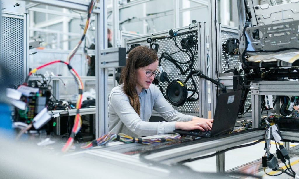 Thumbnail for Why has growth slowed globally? It has something to do with technology