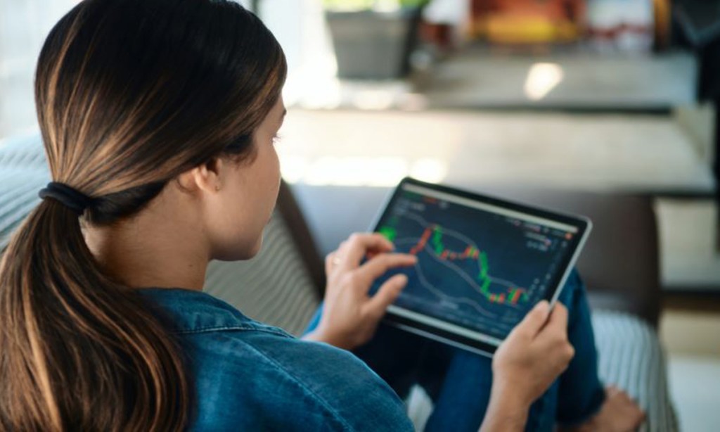 Thumbnail for Is it a good time to jump into the Aussie share market?