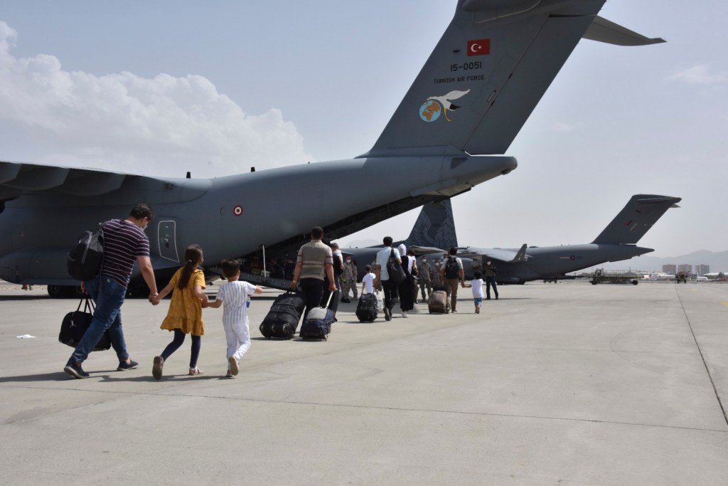 Thumbnail for Australia to continue Kabul evacuation flights until Taliban deadline