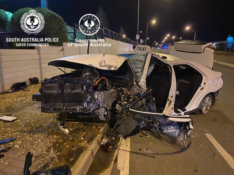 Thumbnail for Six people hurt in Old Noarlunga taxi crash