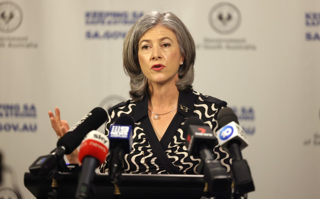 Thumbnail for Victorian child tests positive to COVID in SA