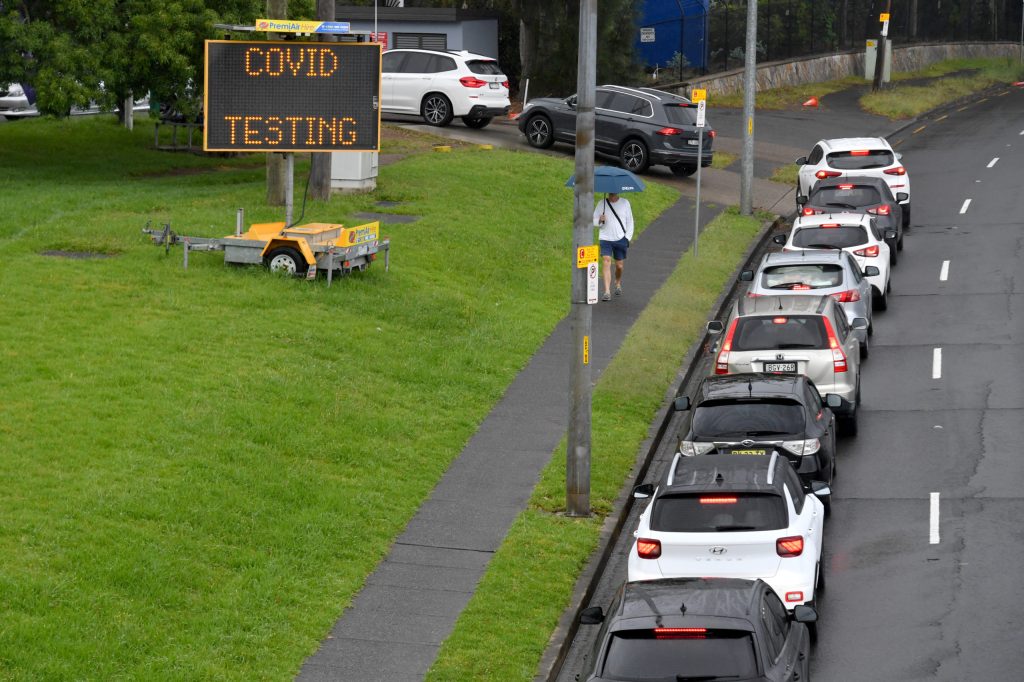 A Sydney queue for testing. Photo: AAP/Mick Tsikas