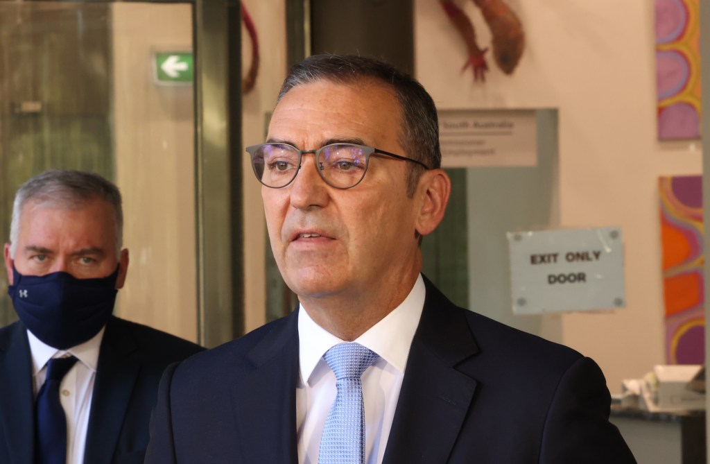 Thumbnail for 842 new SA cases, hospital admissions rise