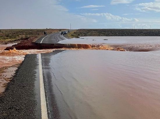 Thumbnail for Flood-hit Stuart Hwy tipped to open up this week