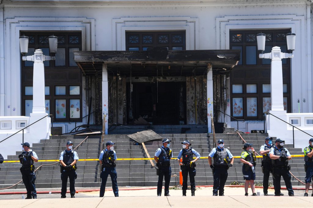 Thumbnail for Bail upheld for alleged parliament house arsonist – despite breach