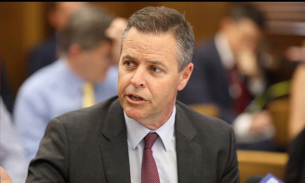 Thumbnail for Education chief urges teachers to call off ‘divisive’ strike