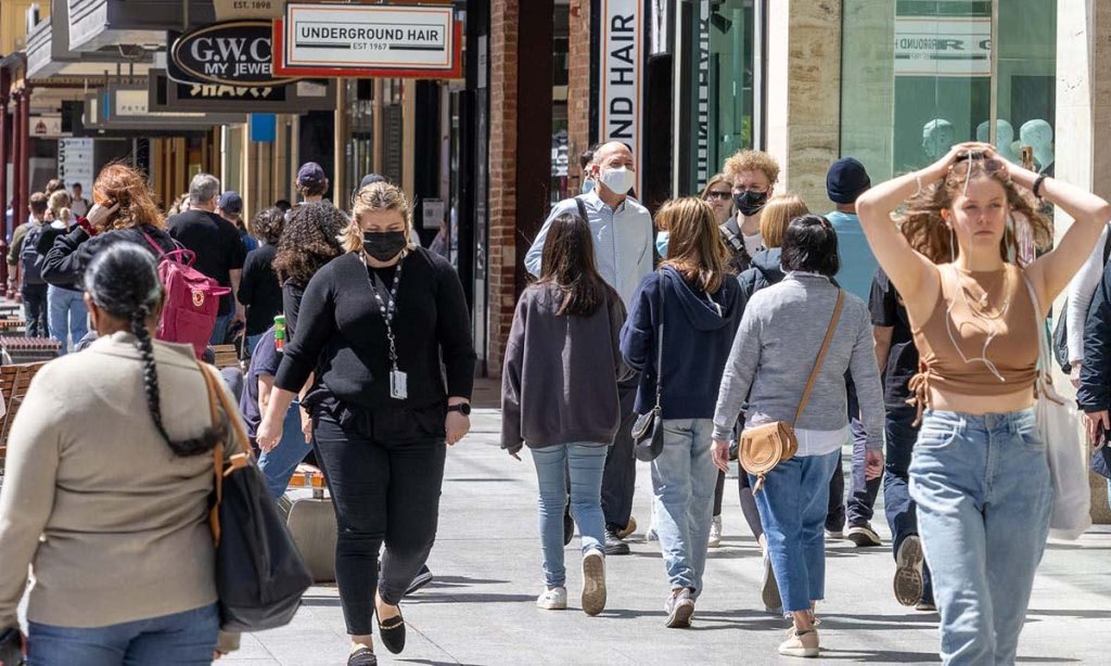 Thumbnail for Half of $4m Rundle Mall management budget spent on office, salaries