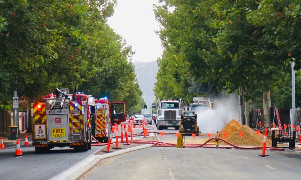 Thumbnail for Evacuated residents to return after Cross Rd gas leak