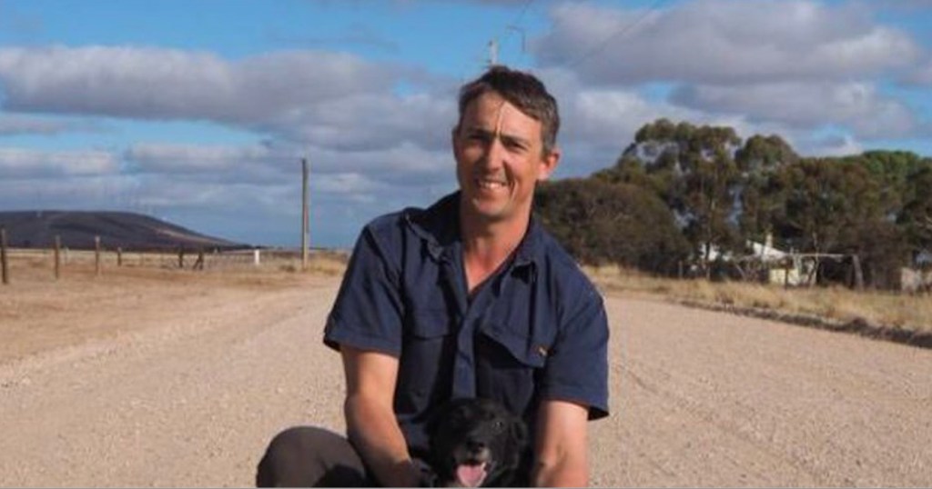 Thumbnail for ‘He’s an unknown to us’: Libs finally find candidate in key seat