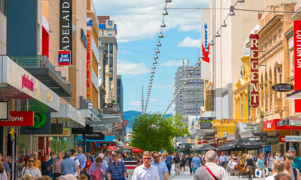 Thumbnail for Dining out revival amid record SA shopping splurge