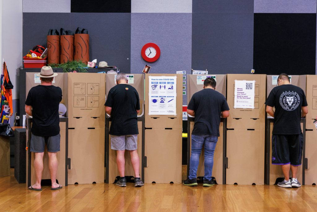 Thumbnail for Federal parties learn lessons from SA vote