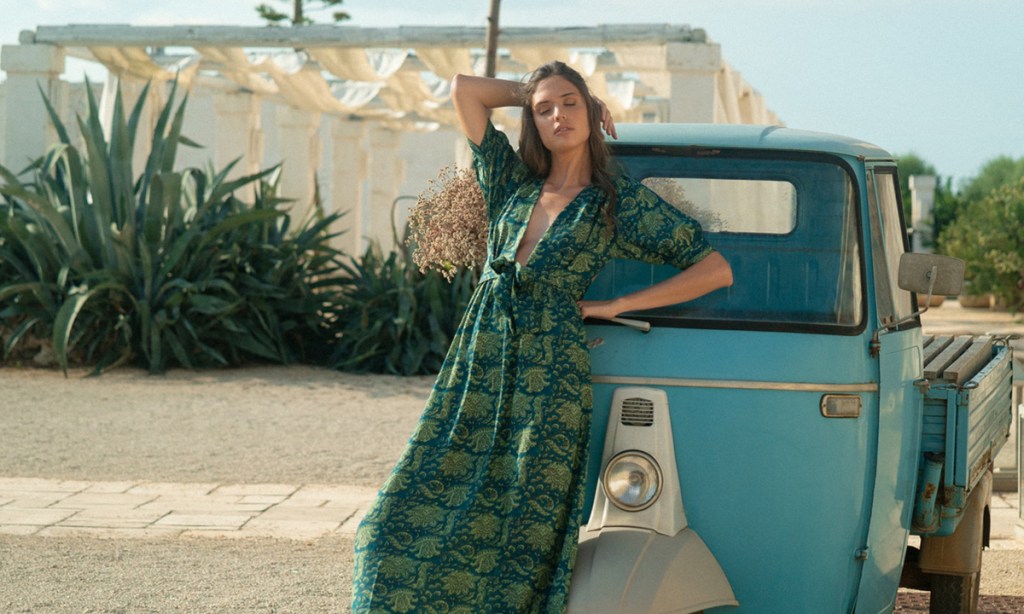 Thumbnail for Intercontinental beauty