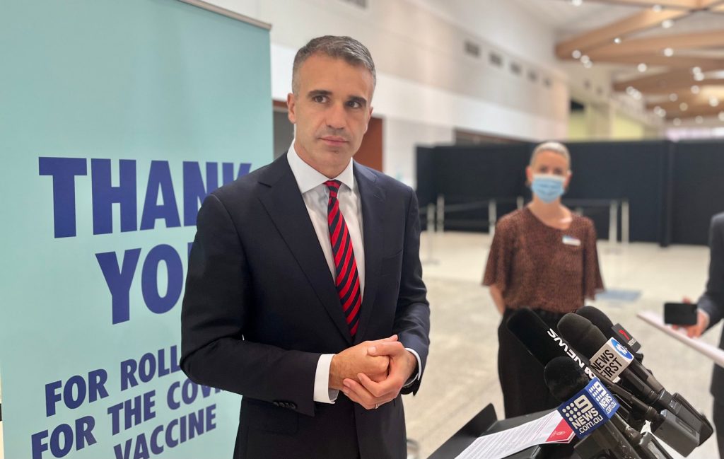 Thumbnail for Mask removal deadline on track as vax clinics extended