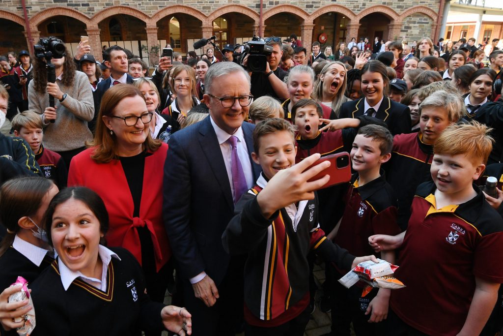 Thumbnail for Labor ends campaign in rush as Morrison puts faith in ‘quiet Australians’