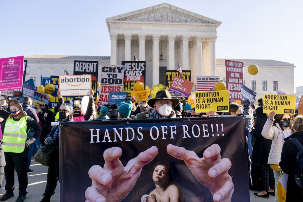 Photo: AP/Andrew Harnik