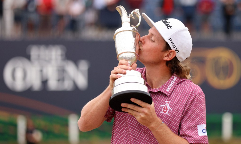 Thumbnail for Smith wins British Open with stunning birdie blitz